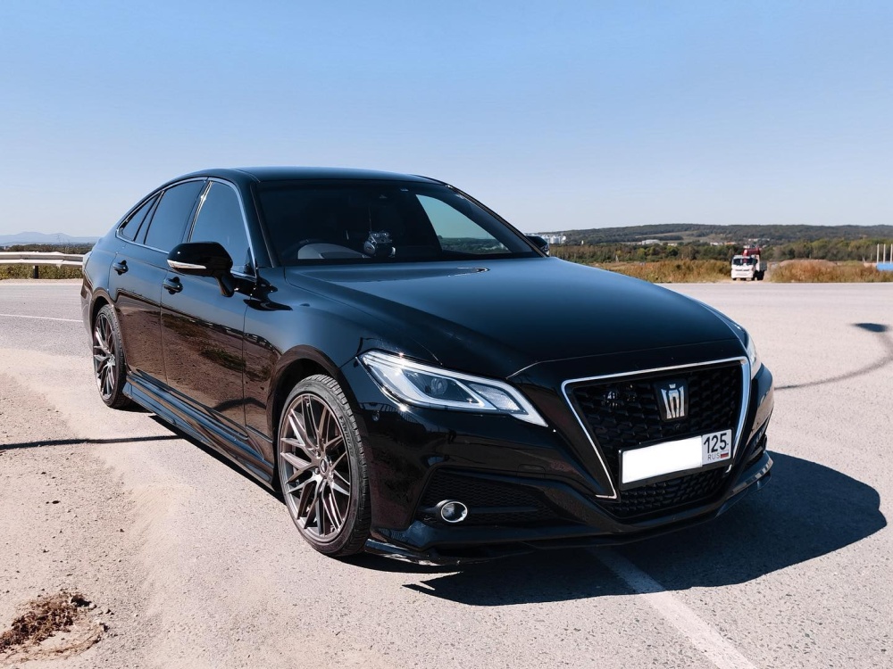 Toyota Crown 238л.с